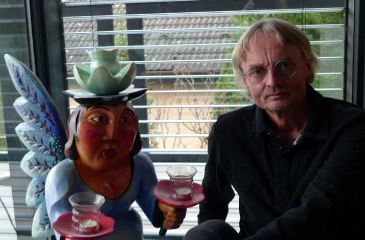 Olaf-Ulbricht-mit-Schutzengel.png
